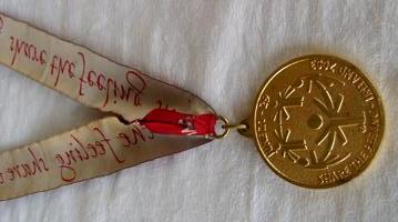Die Goldmedaille von Dieter Khler